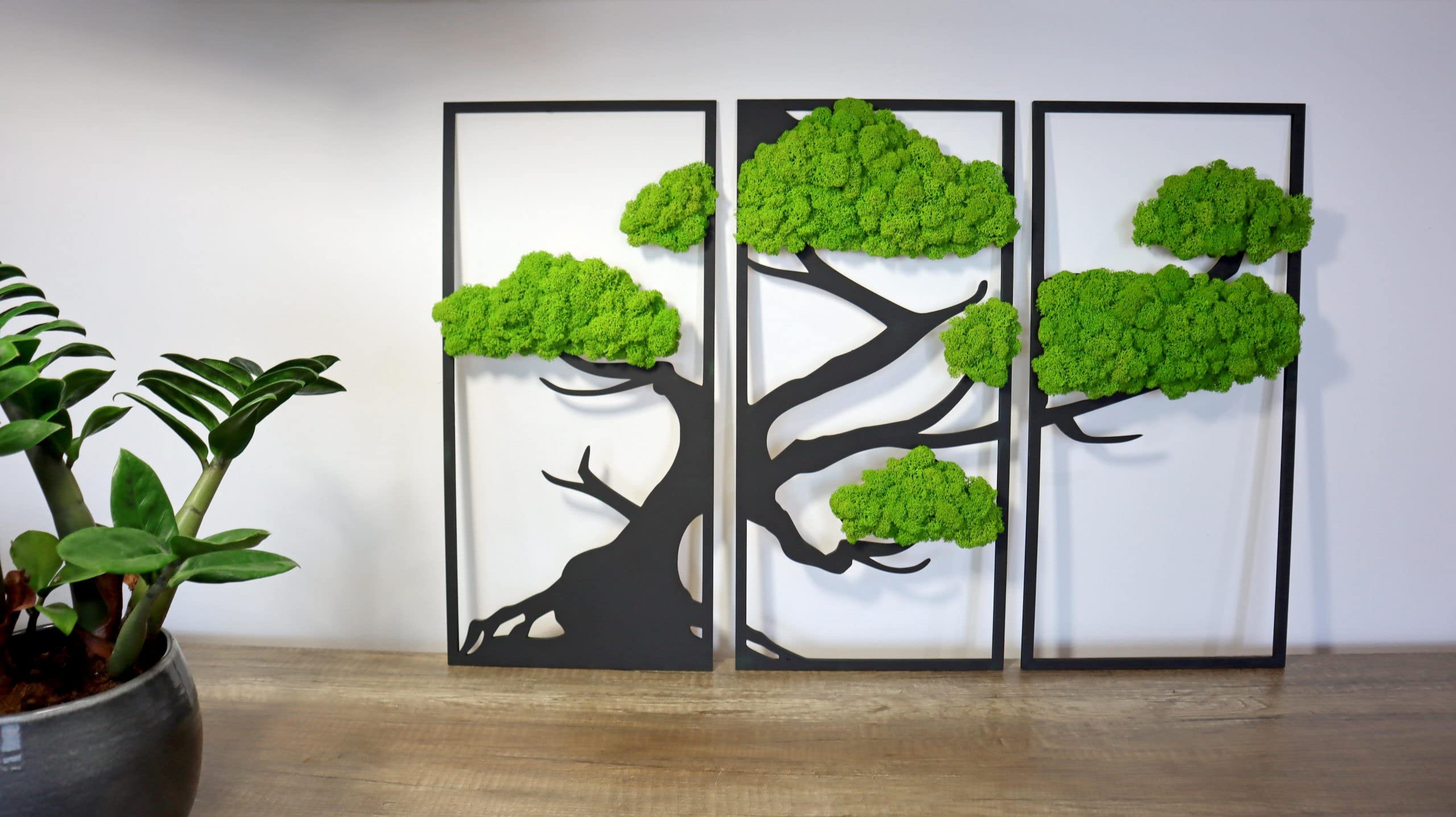 Hello Moss Wanddeko Moosbilder Triptychon in Form Eines Bonsai-Baumes - Schön Aussehender Wand Baum - Wandbild aus Natürlichen Rohstoffen und Deko Moos (schwarz-hellgrün, 29x60cm)
